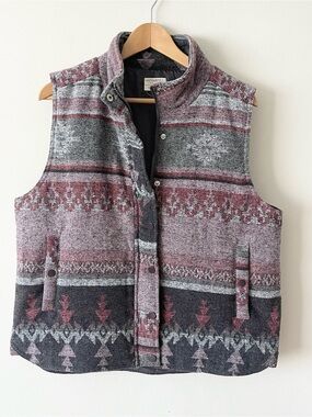 Uncharted Threads Aztec Knit Vest in Grey & Mauve Women’s size XL
